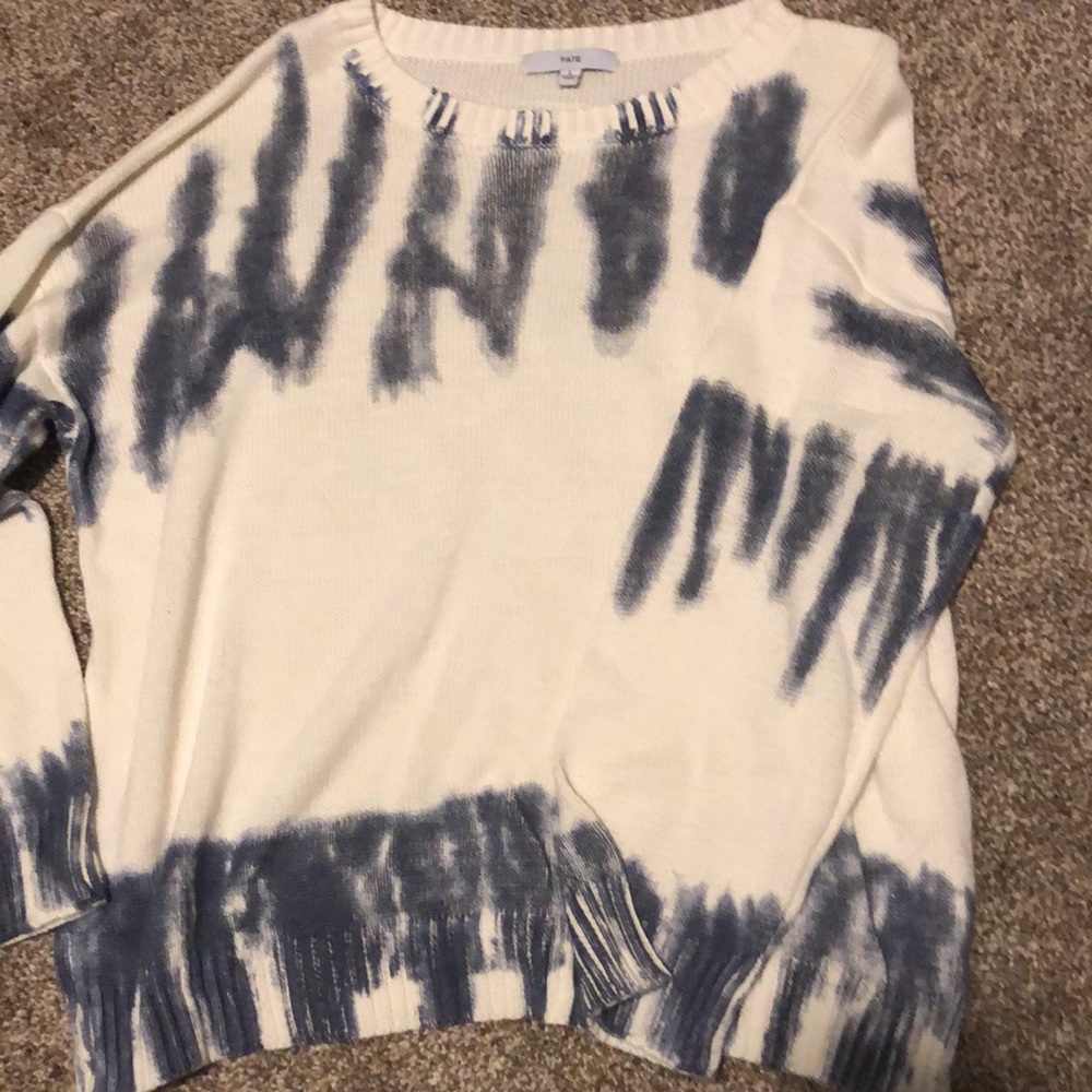 Super cute sweater